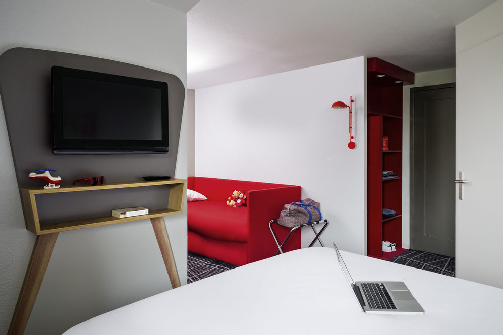 Ibis Styles Chartres Metropole Hotell Le Coudray Exteriör bild