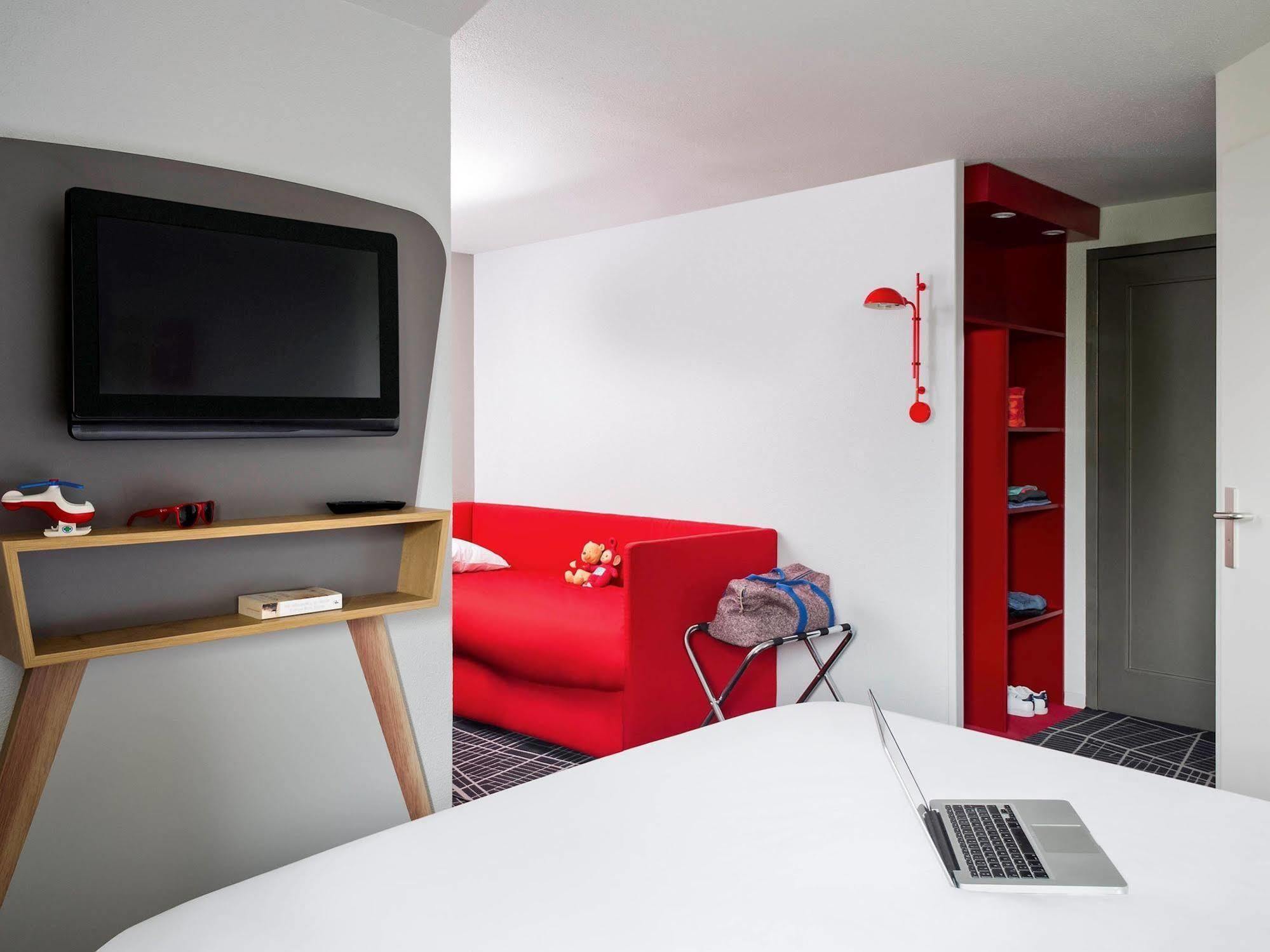 Ibis Styles Chartres Metropole Hotell Le Coudray Exteriör bild