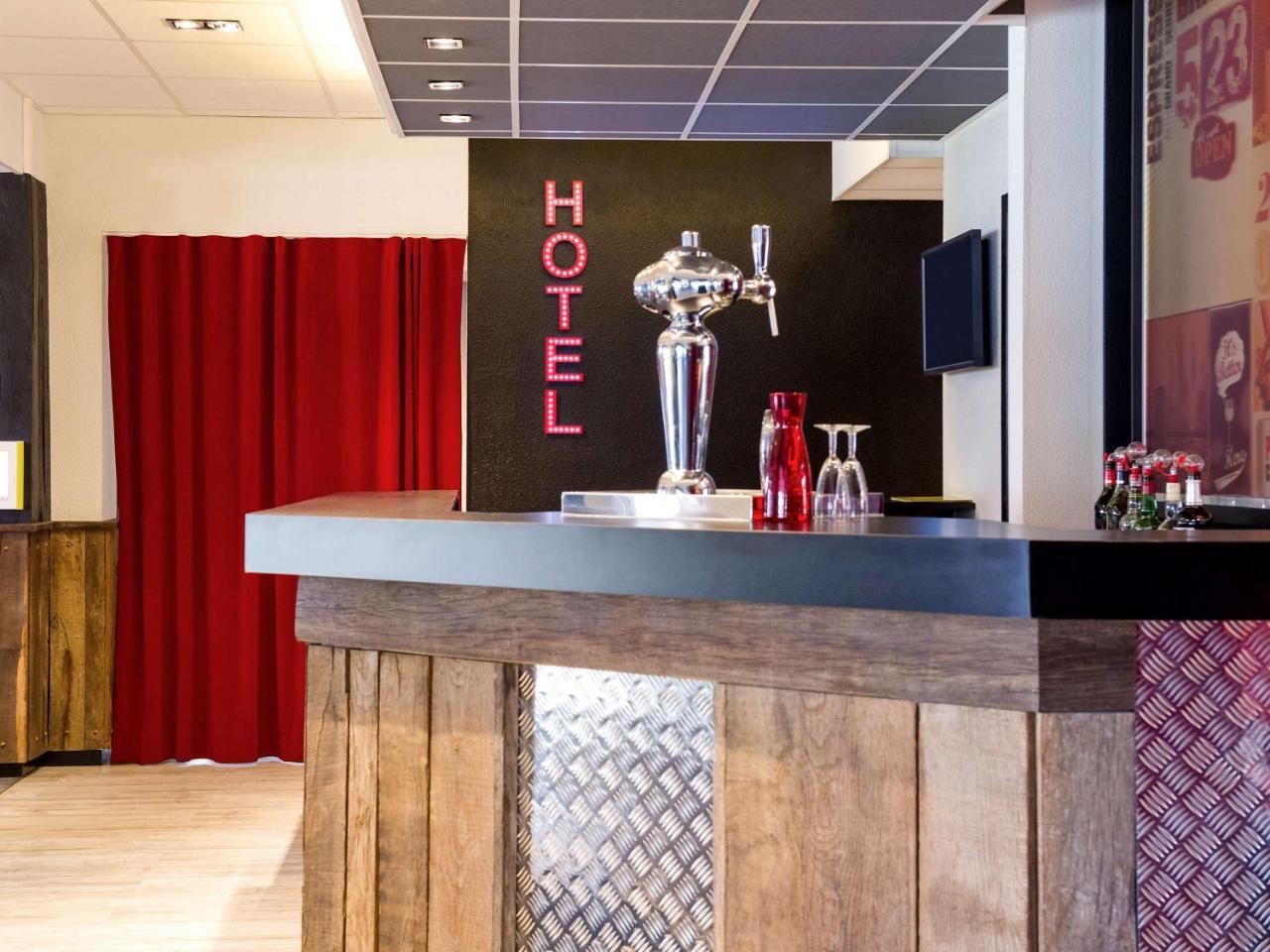 Ibis Styles Chartres Metropole Hotell Le Coudray Exteriör bild