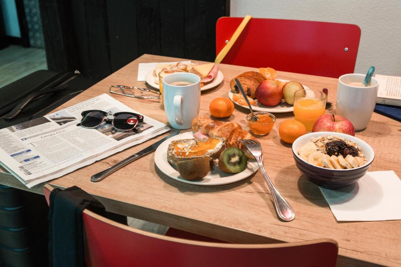Ibis Styles Chartres Metropole Hotell Le Coudray Exteriör bild