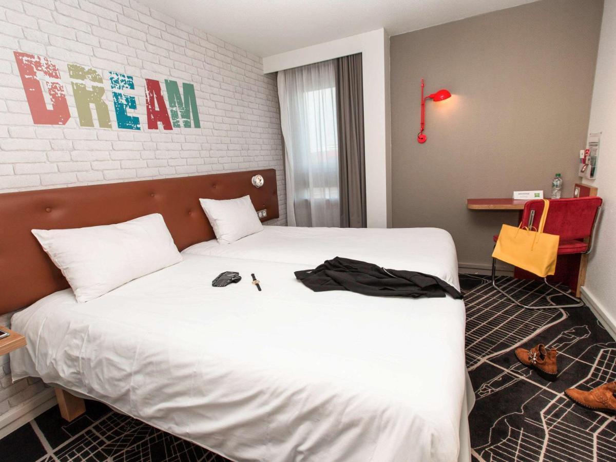 Ibis Styles Chartres Metropole Hotell Le Coudray Exteriör bild
